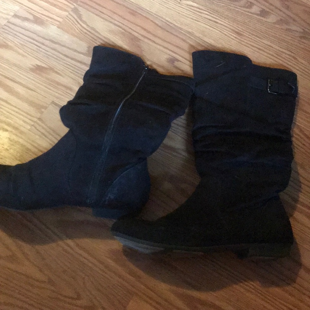 black boots